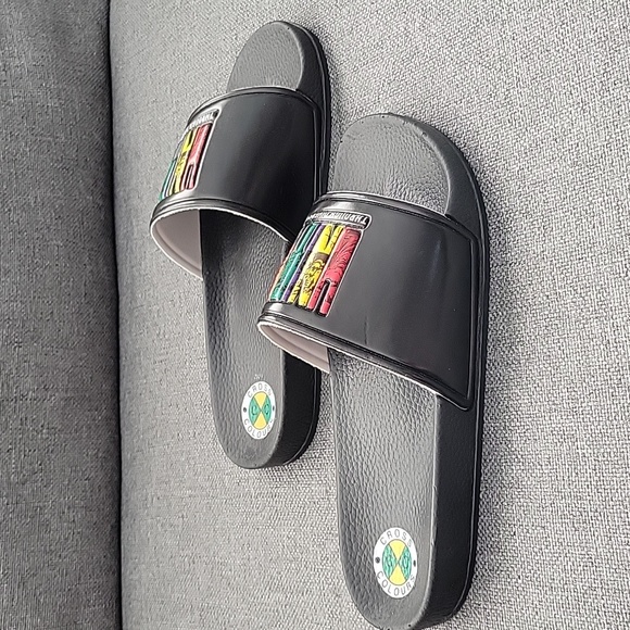 Unity Through Diversity Slide Sandals - Picture 4 of 5